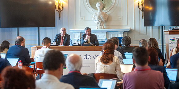 Carlos San Basilio, en el curso de APIE en la Universidad Internacional Menéndez Pelayo de Santander